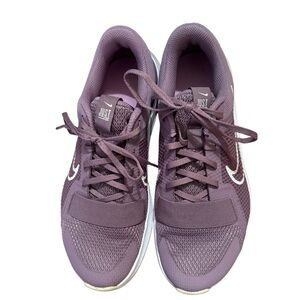 Nike lilac sneaker worn only a couple of times